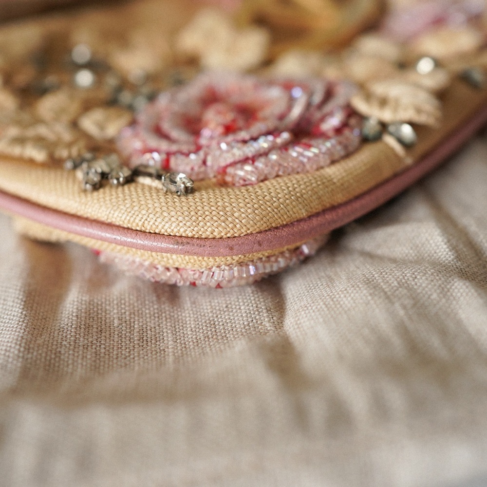 Valentino Garavani Floral Beaded Shoulder Bag - Picture 5 of 16